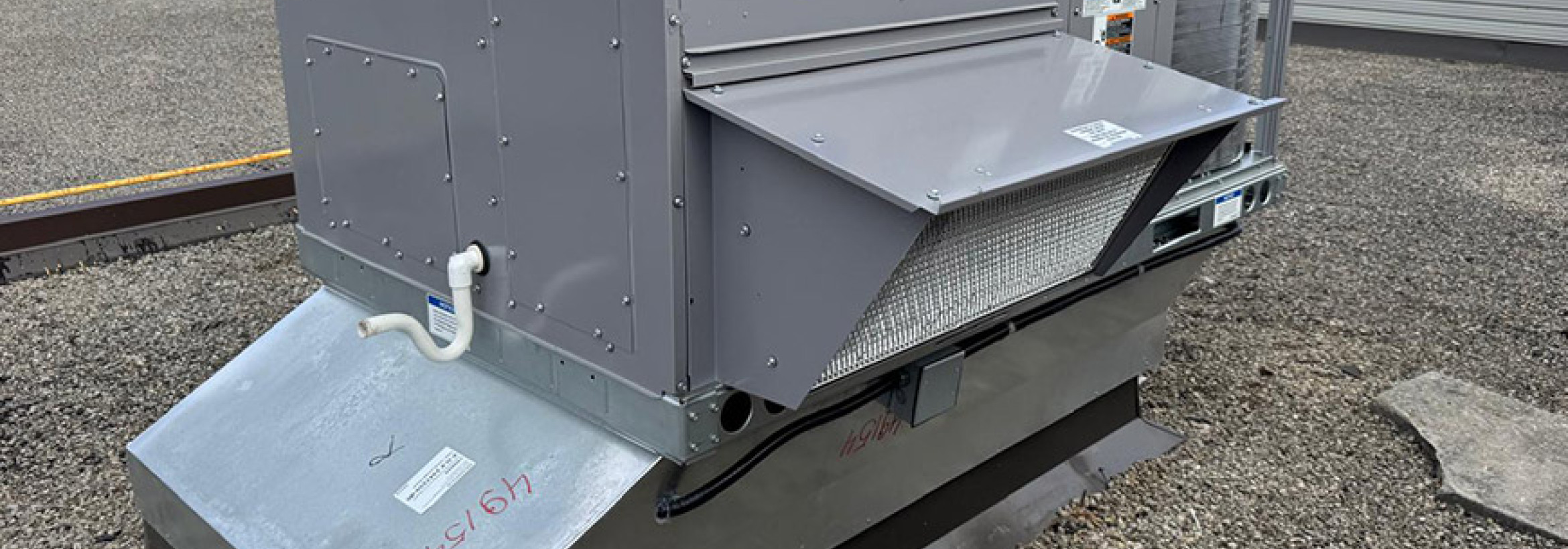 Carrier-rooftop-afrusun-best-review-hvac-heating-cooling